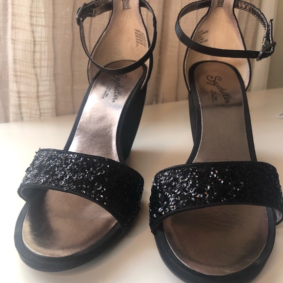 Seychelles Black Sequin Thyme Wedge Sandals - Picture 3 of 7